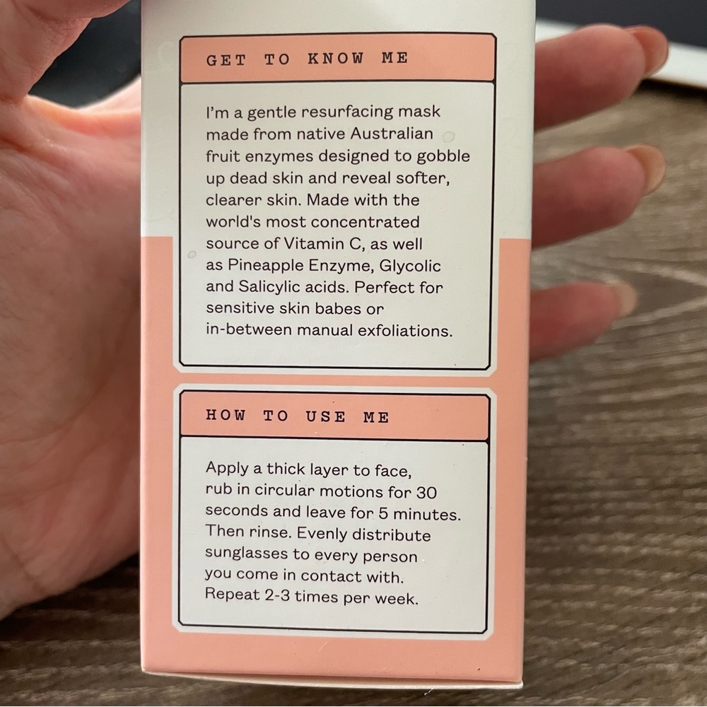 New Frank Body BRIGHTENING VITAMIN C MASK - Picture 3 of 3